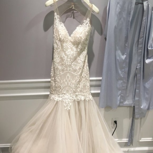 Brand New with tags - Maggie Sottero - Picture 4 of 8